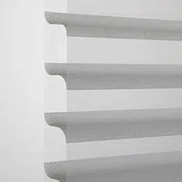 Lateral en detalle de la cortina Sheer Royale Pentagrama